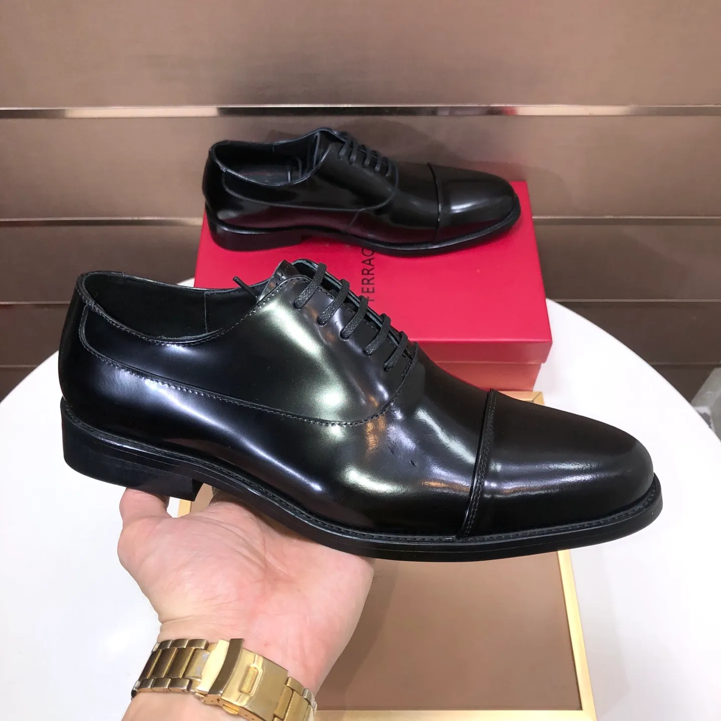 Men's shoes 💰540💰 [Ferragamo/Ferragamo] The latest model from the counter. Original imported high-quality cowhide with open sides + imported 🐂 cowhide lining + original luxury metal buckle + original combination outsole. Comparison is stress-free 38–45 (45 is custom-made and cannot be returned or exchanged)